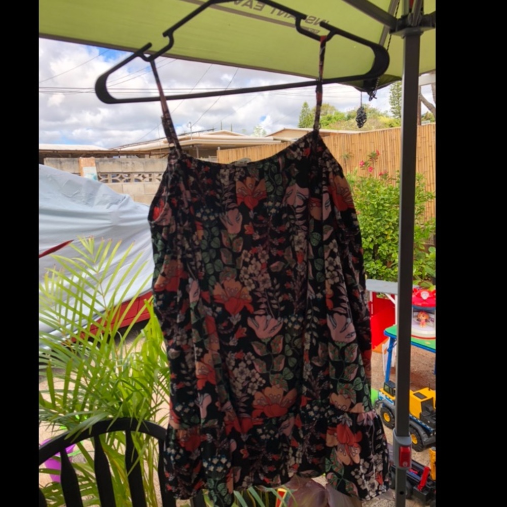 Floral print tank top